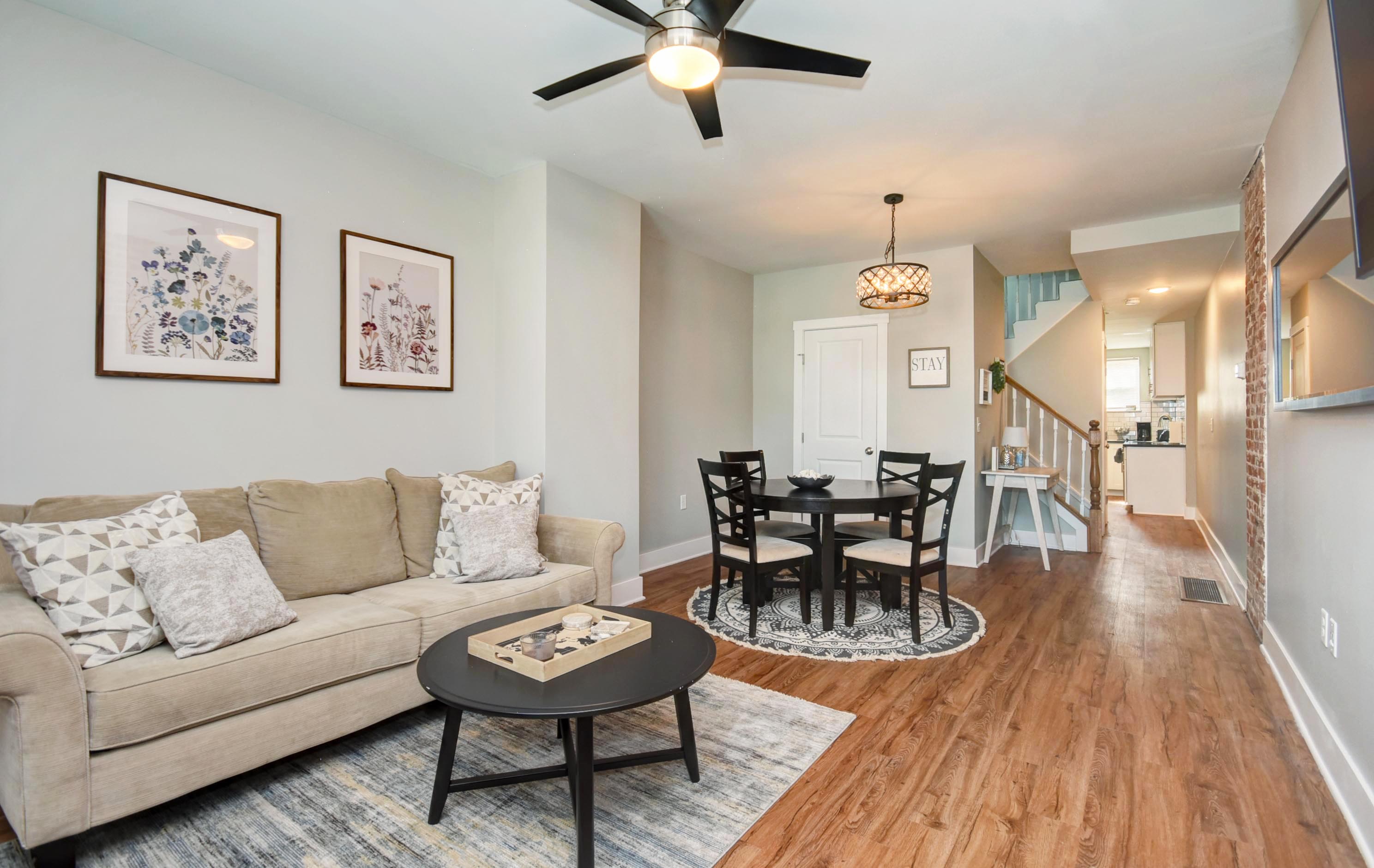 1621-31 Oak St - 1623